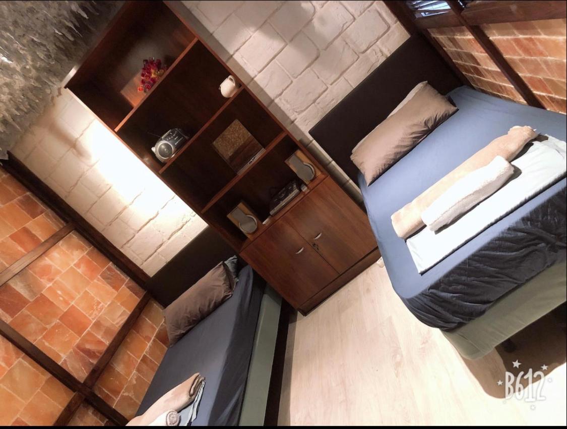 Parsa Homstay Madri Exterior foto