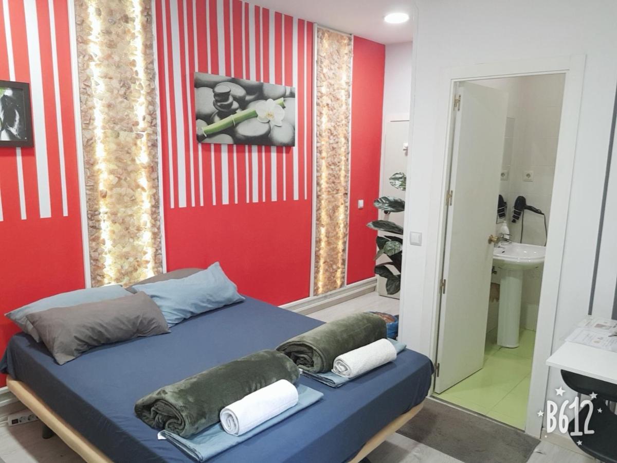 Parsa Homstay Madri Exterior foto