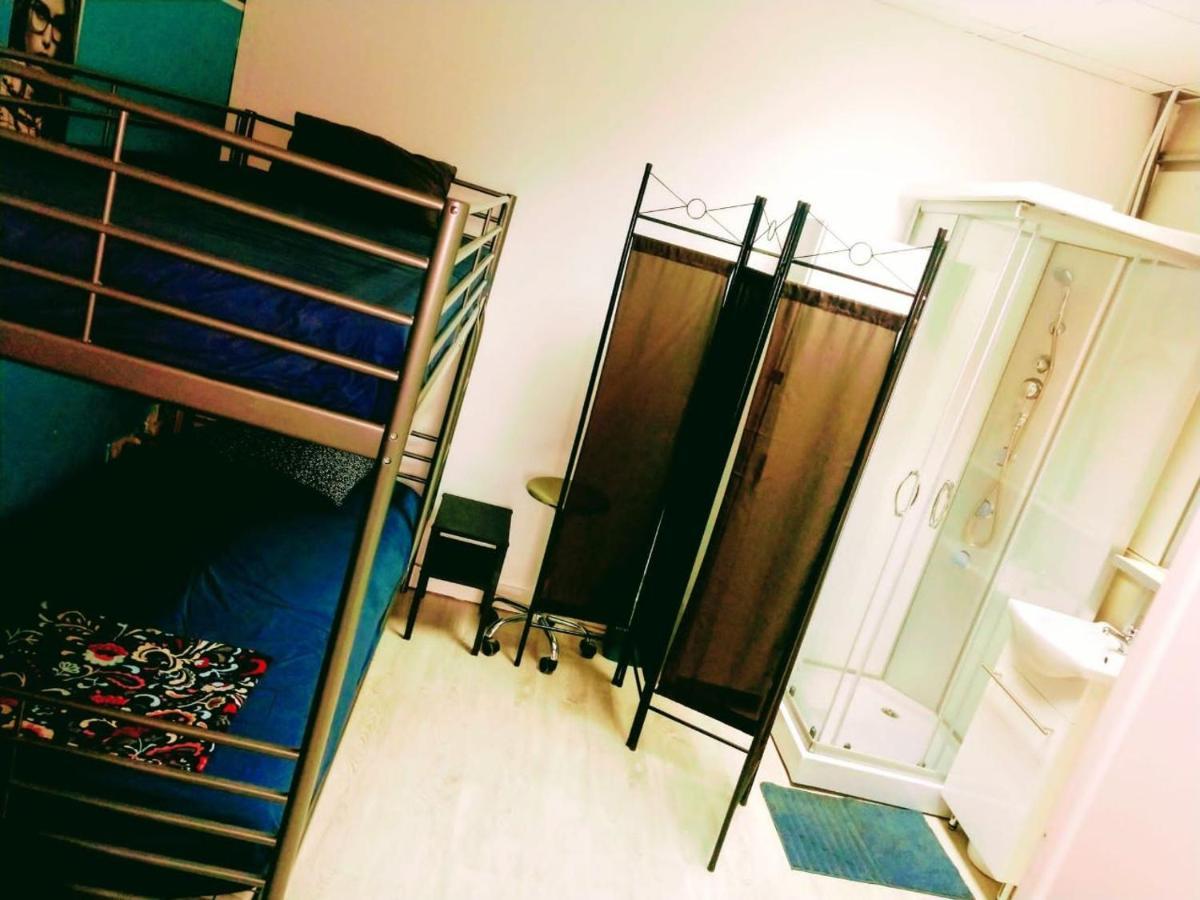 Parsa Homstay Madri Exterior foto